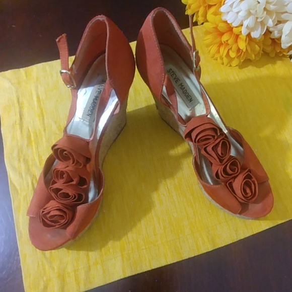 Steve Madden P-Ven Rustic Orange Wedges T-Strap - Picture 1 of 7